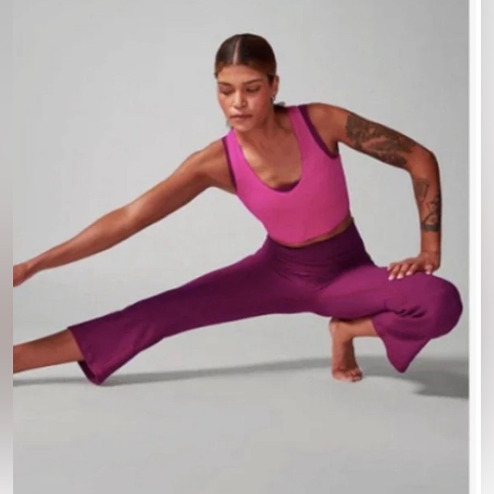 Athleta Elation ribbed cropped flare leggings exotic fuchsia size S tall